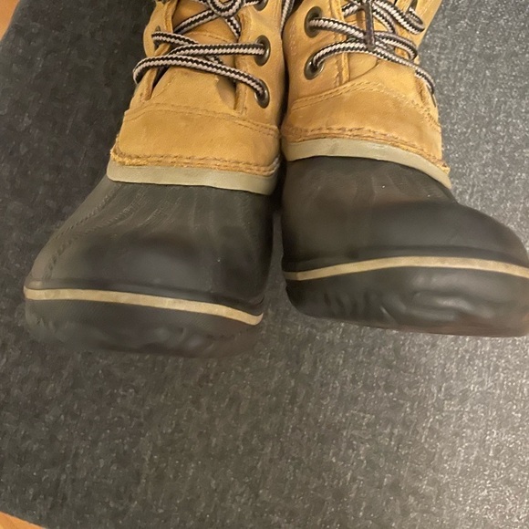 Sorel Slimpack II boots size 7 - Picture 5 of 11